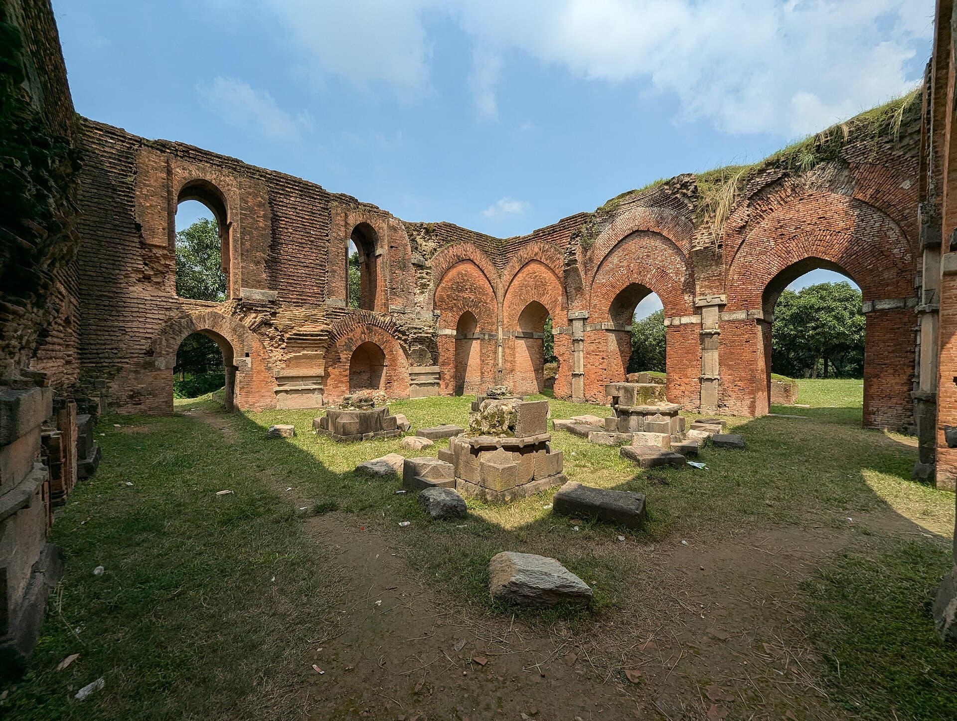 Interior arcades of the roofless Darasbari Mosque