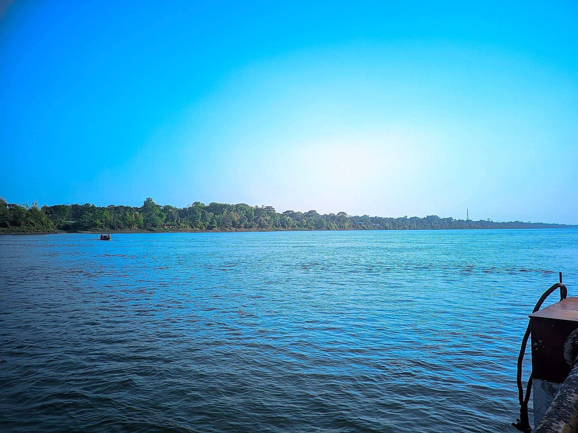 Boat on Kaptai Lake